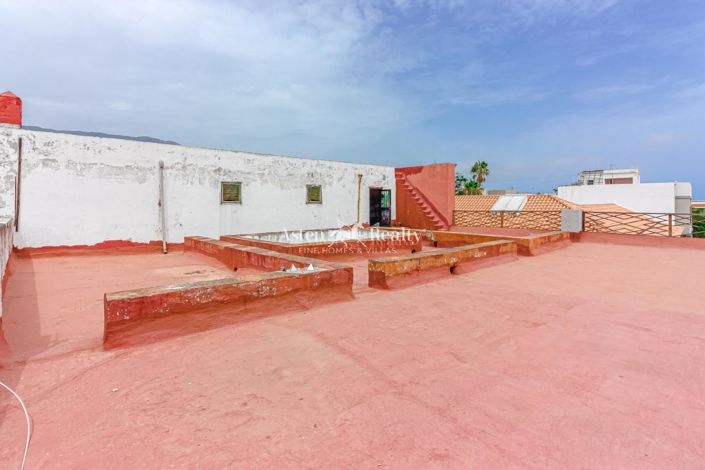 Image No.47-5 Bed House for sale