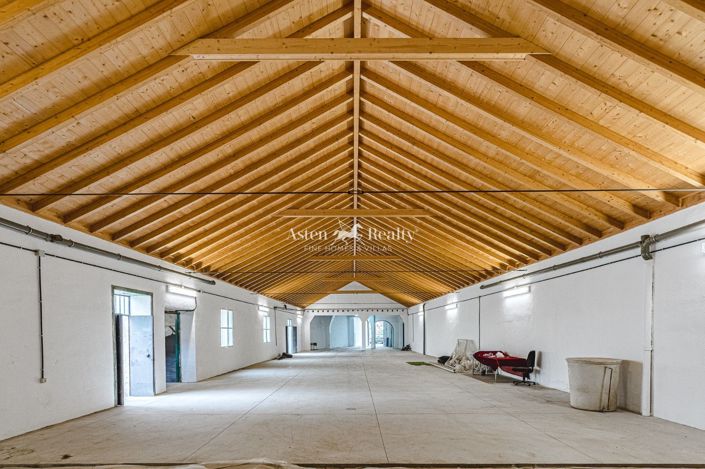 Image No.34-7 Bed House for sale