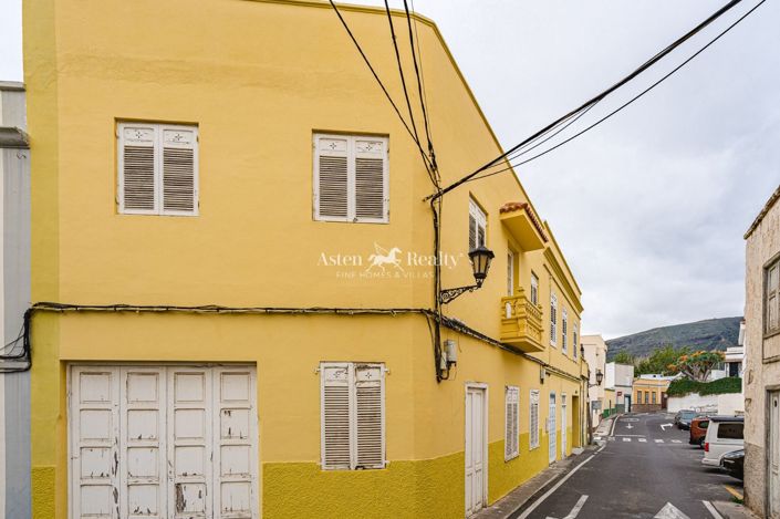 Image No.36-7 Bed House for sale