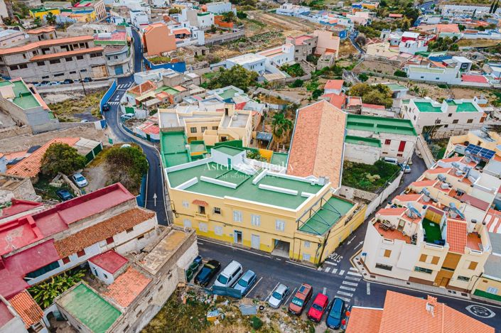 Image No.38-7 Bed House for sale