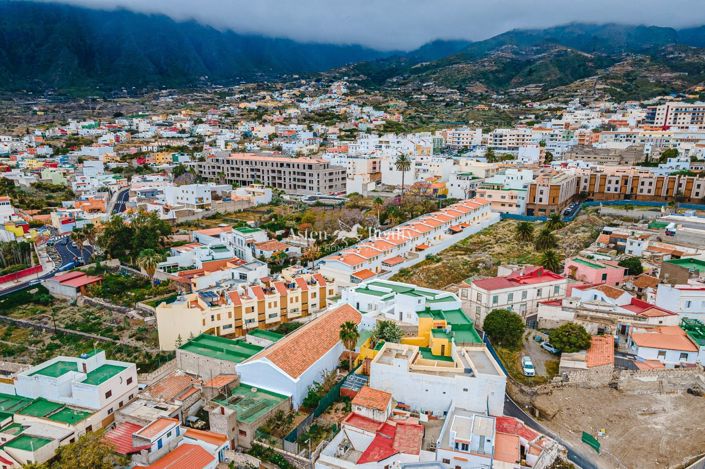 Image No.41-7 Bed House for sale