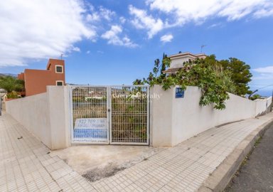 1 - Granadilla de Abona, Terrain