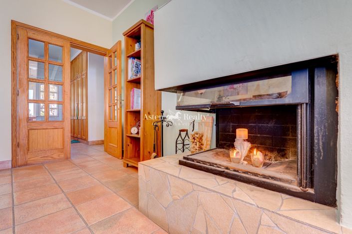 Image No.12-3 Bed Villa for sale