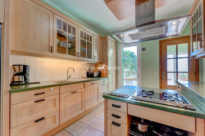 Image No.15-3 Bed Villa for sale