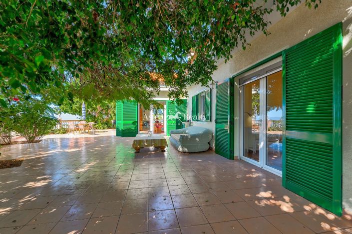 Image No.44-3 Bed Villa for sale