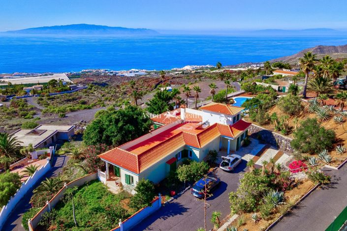 Image No.6-3 Bed Villa for sale