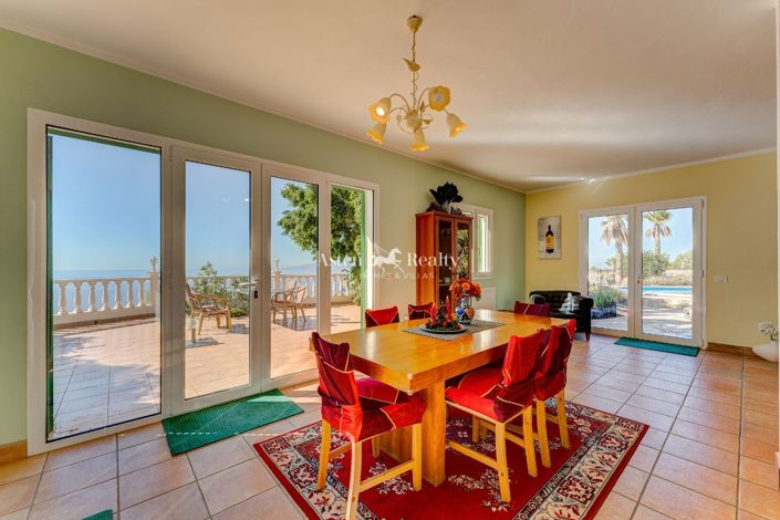 Image No.9-3 Bed Villa for sale