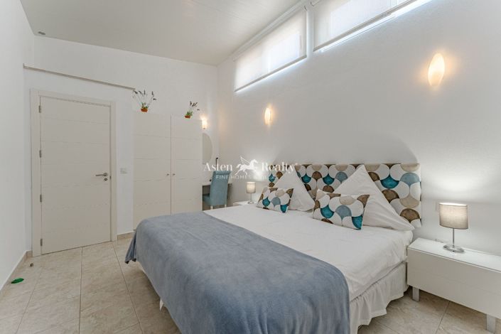 Image No.43-Villa de 9 chambres à vendre à Alcala