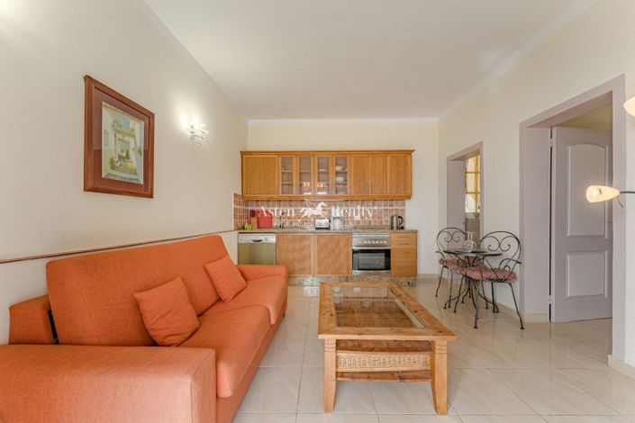 Image No.36-Villa de 15 chambres à vendre à Guia de Isora