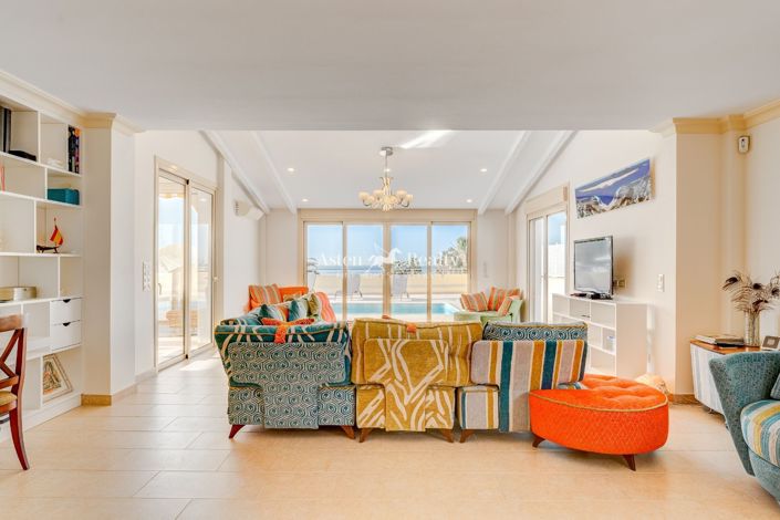 Image No.11-4 Bed Villa for sale