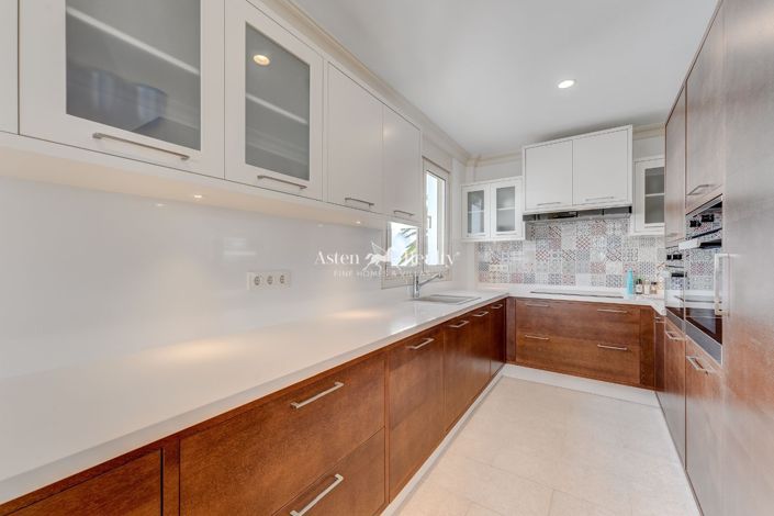 Image No.22-4 Bed Villa for sale