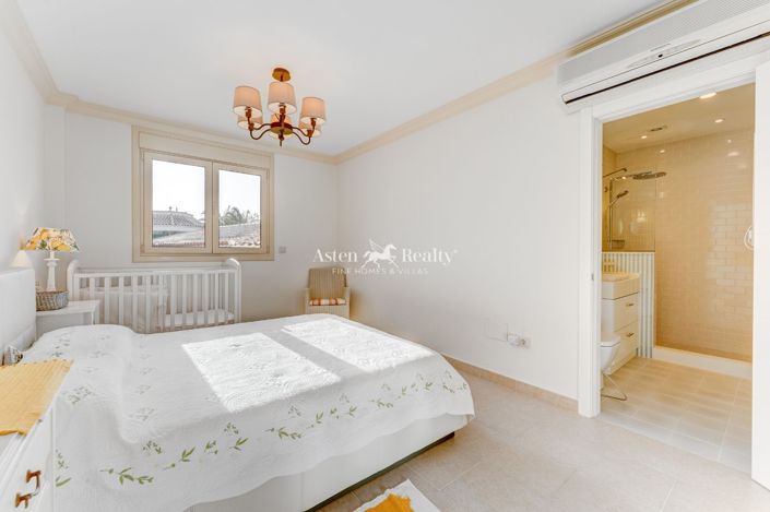 Image No.36-4 Bed Villa for sale