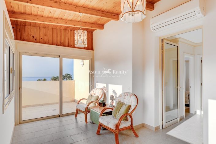 Image No.52-4 Bed Villa for sale