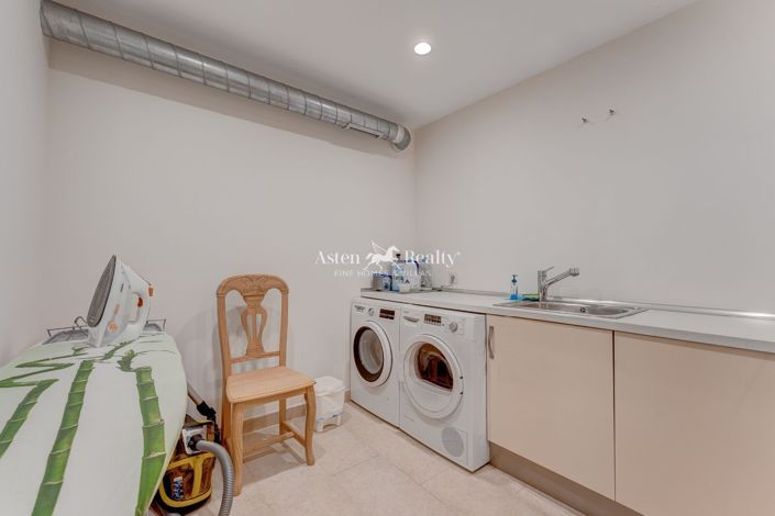 Image No.59-4 Bed Villa for sale