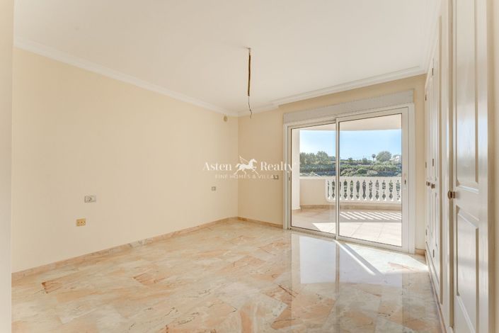 Image No.21-2 Bed Penthouse for sale