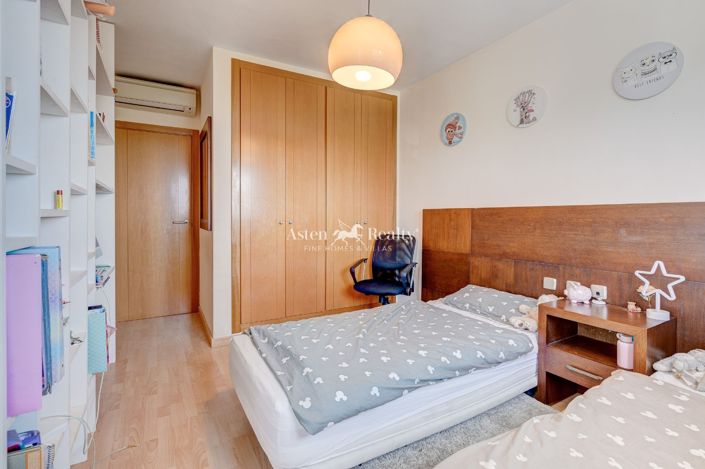 Image No.13-4 Bed House for sale