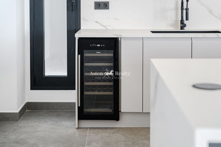 Image No.21-4 Bed Villa for sale