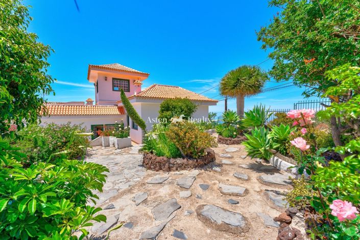 Image No.36-6 Bed House for sale