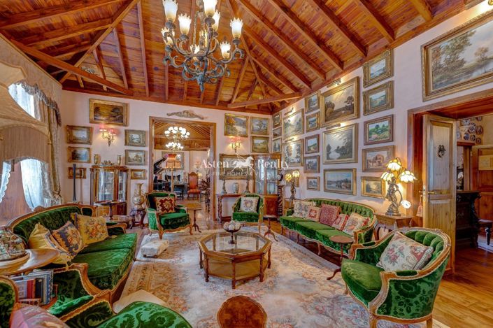 Image No.34-6 Bed House for sale