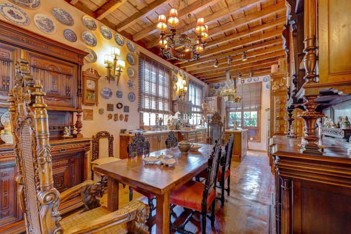 Image No.44-6 Bed House for sale