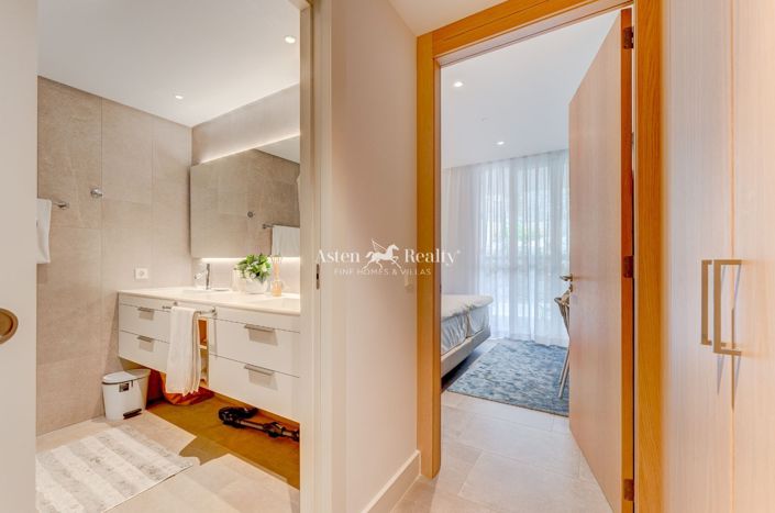 Image No.18-2 Bed Apartment for sale