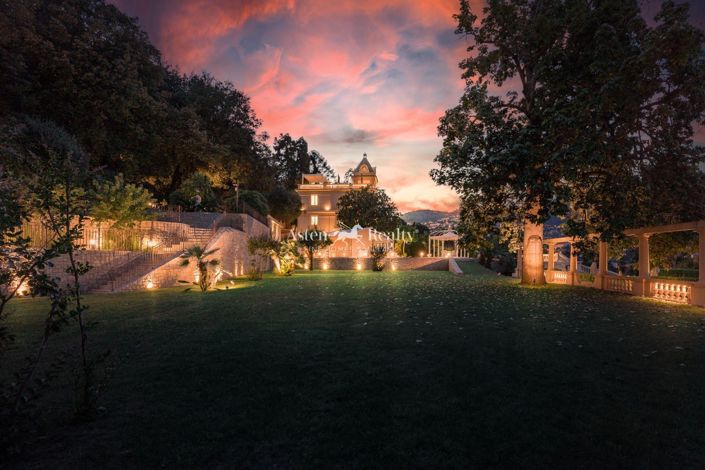 Image No.100-7 Bed Villa for sale