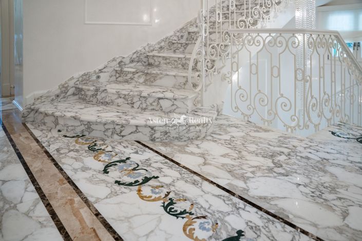 Image No.30-7 Bed Villa for sale