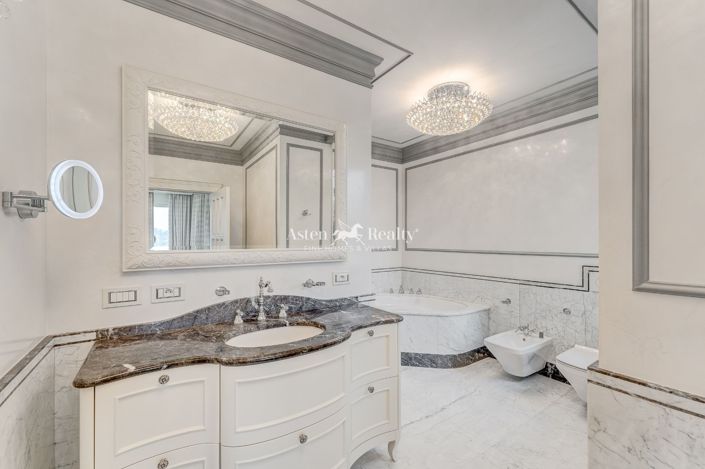 Image No.53-7 Bed Villa for sale