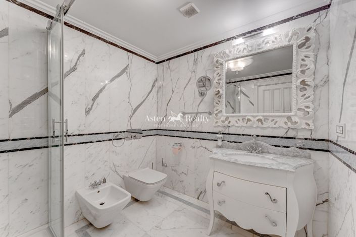 Image No.66-7 Bed Villa for sale