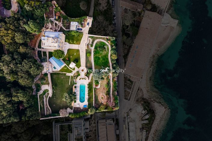 Image No.84-7 Bed Villa for sale