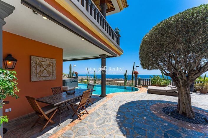 Image No.4-4 Bed Villa for sale