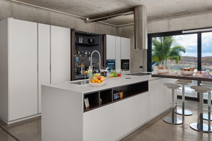 Image No.13-4 Bed Villa for sale