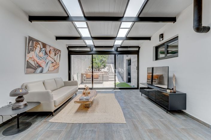 Image No.38-4 Bed Villa for sale