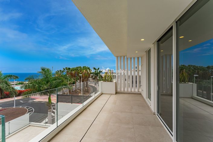 Image No.14-3 Bed Villa for sale