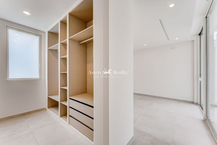 Image No.23-3 Bed Villa for sale