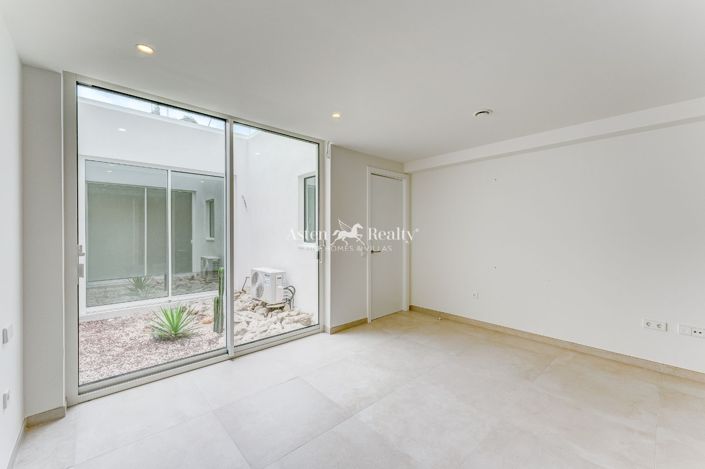 Image No.48-3 Bed Villa for sale