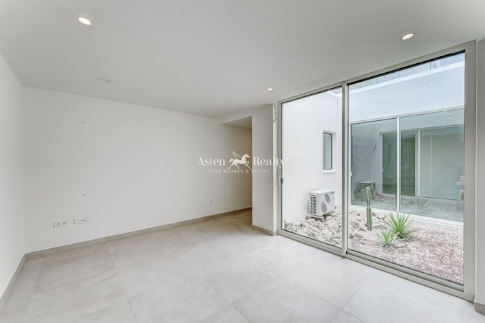 Image No.50-3 Bed Villa for sale