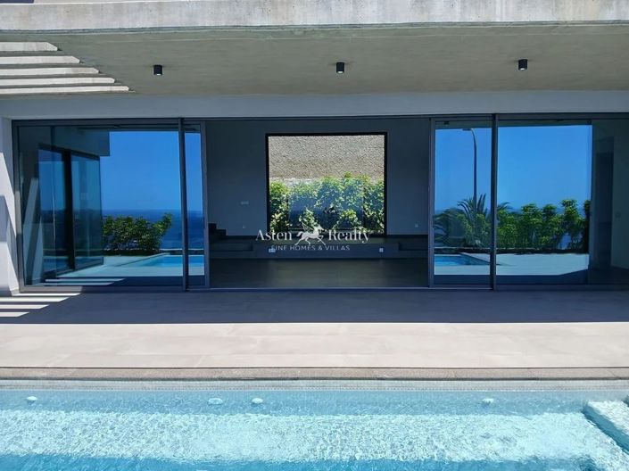 Image No.8-4 Bed Villa for sale