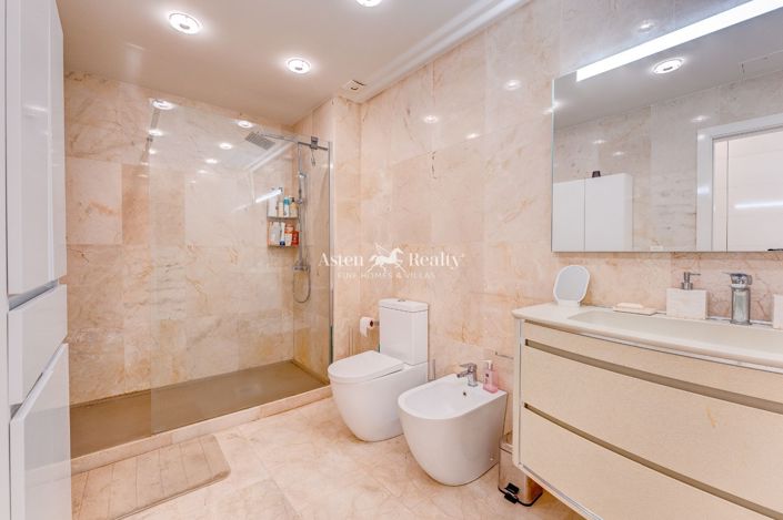 Image No.13-2 Bed Apartment for sale