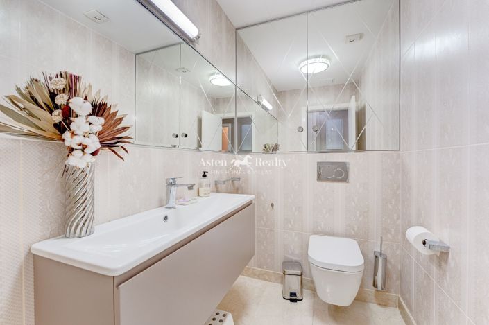 Image No.18-2 Bed Apartment for sale