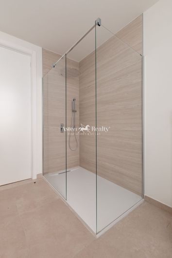 Image No.34-4 Bed Villa for sale