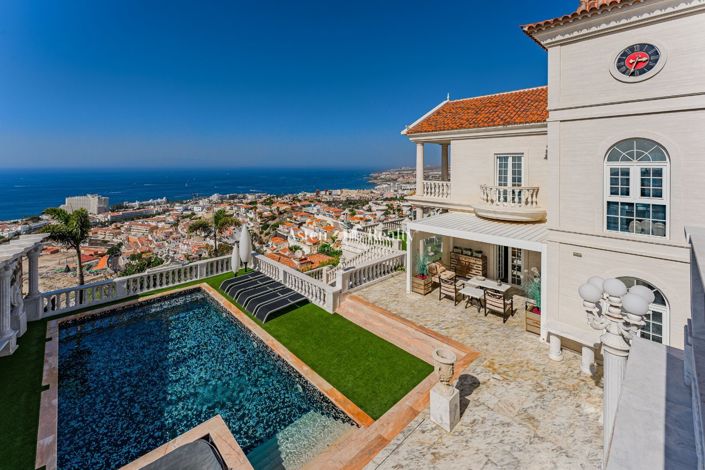 Image No.1-7 Bed Villa for sale