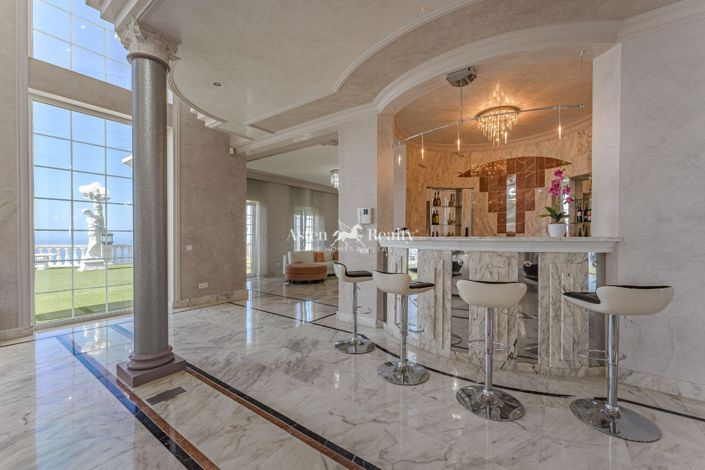 Image No.35-7 Bed Villa for sale