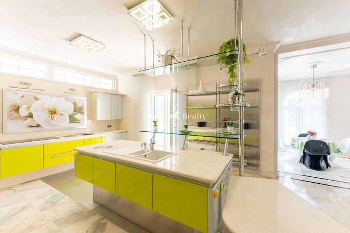 Image No.42-7 Bed Villa for sale