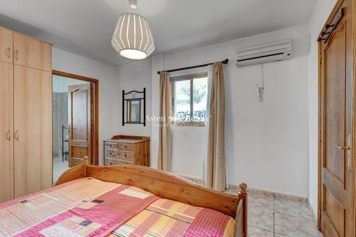 Image No.16-3 Bed Villa for sale