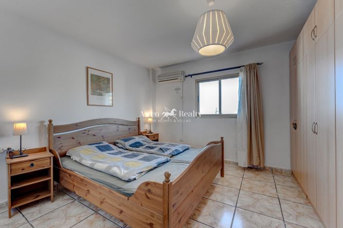 Image No.28-3 Bed Villa for sale