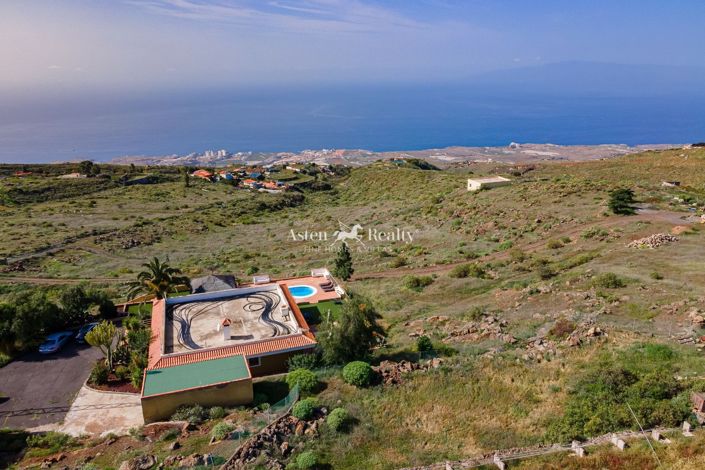 Image No.38-3 Bed Villa for sale