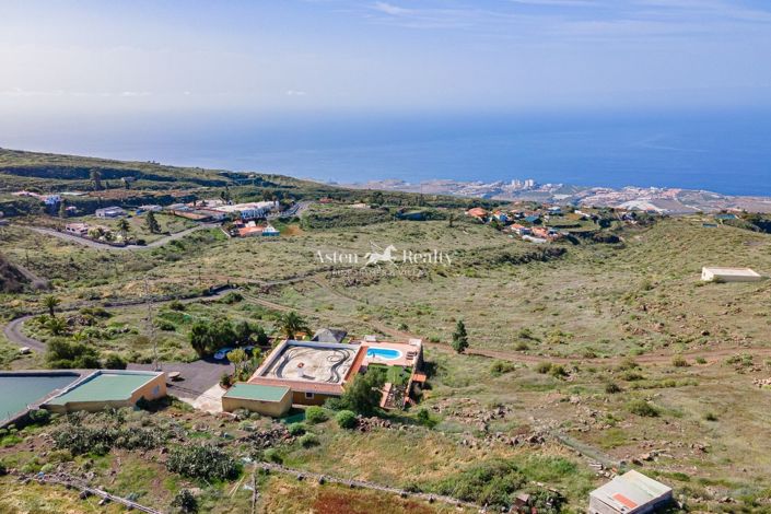 Image No.41-3 Bed Villa for sale