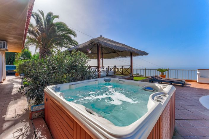 Image No.6-3 Bed Villa for sale