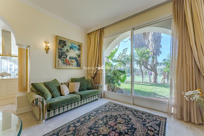 Image No.18-6 Bed Villa for sale